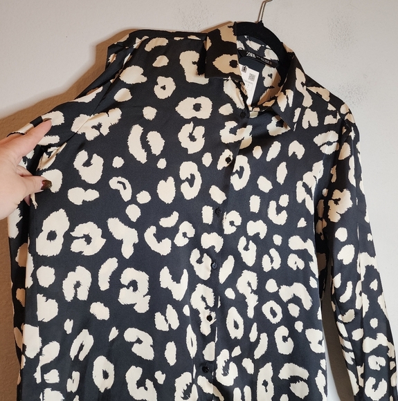NWT Zara Satin Long Sleeve Button Down Top Leopard Cheetah Black Ivory Small - Picture 13 of 16